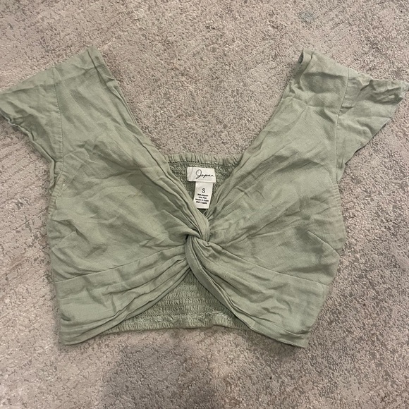 Tops - Green Twist Front Crop Top